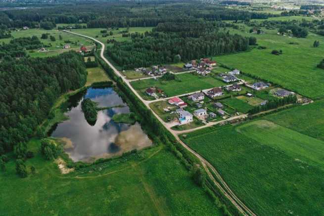 Przeniesienie warunków zabudowy po podziale działki, kiedy urząd może odmówić?